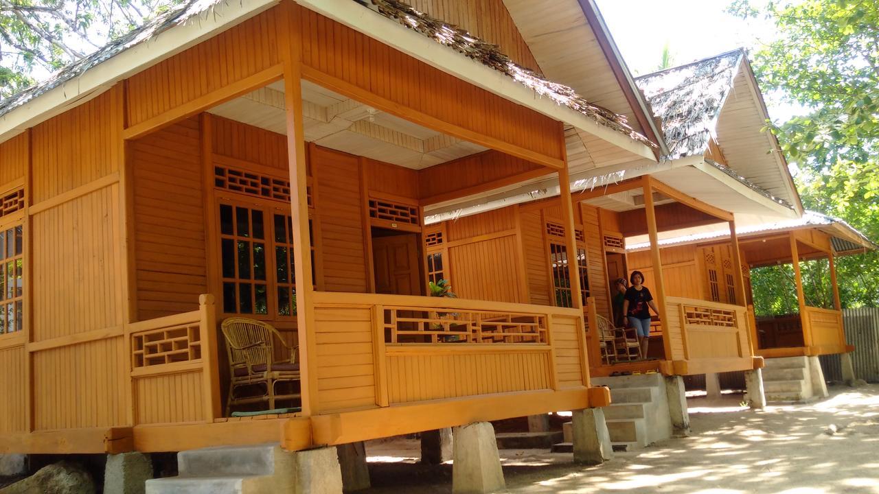 Jonaths Cottage Bunaken Exterior foto